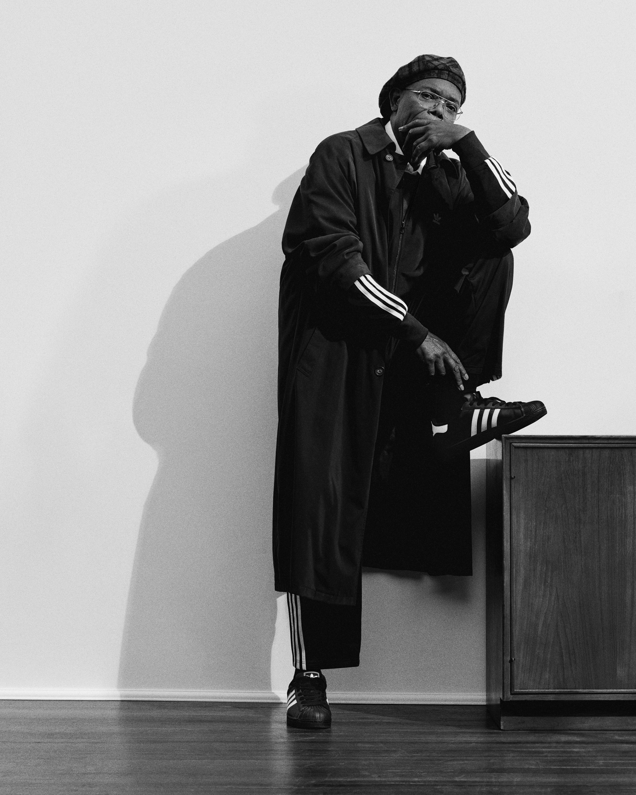 SS26_Superstar_Black_SLJ_FullBody_156_4x5